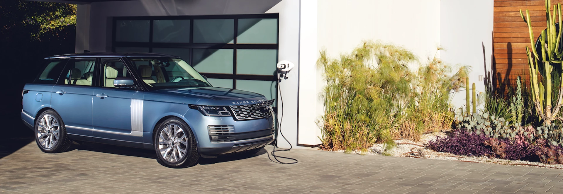 Range Rover PHEV 2019 review